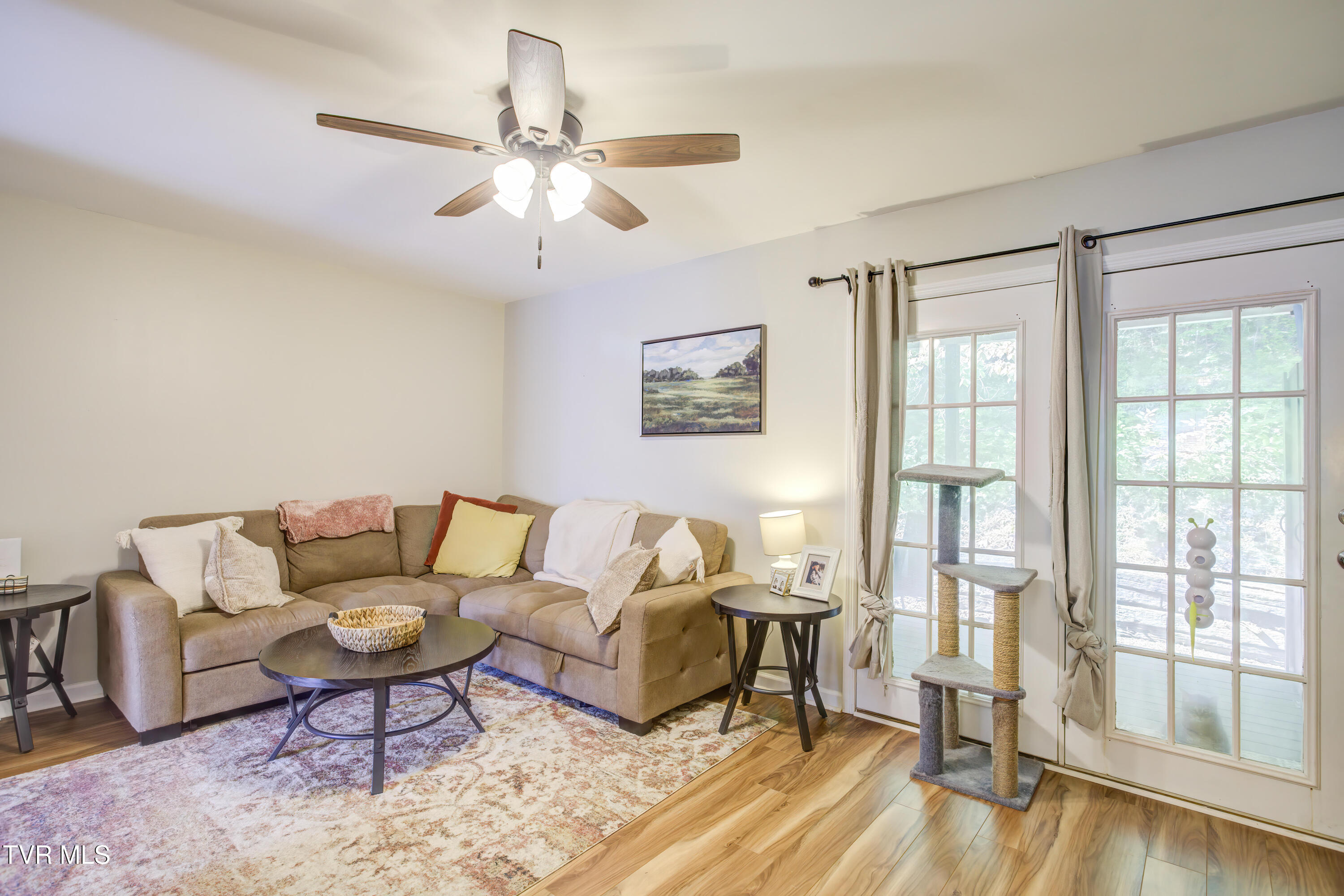 200 Arrowhead Drive 1