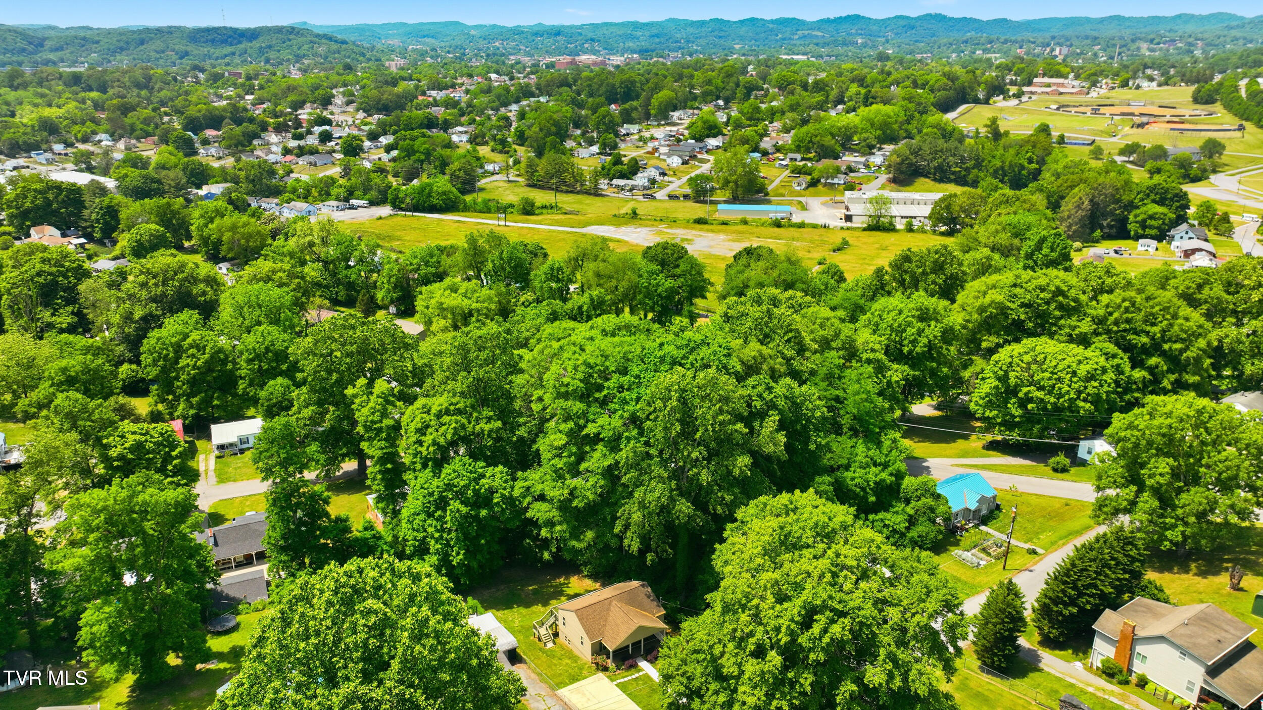 1516 Rock Rose Road