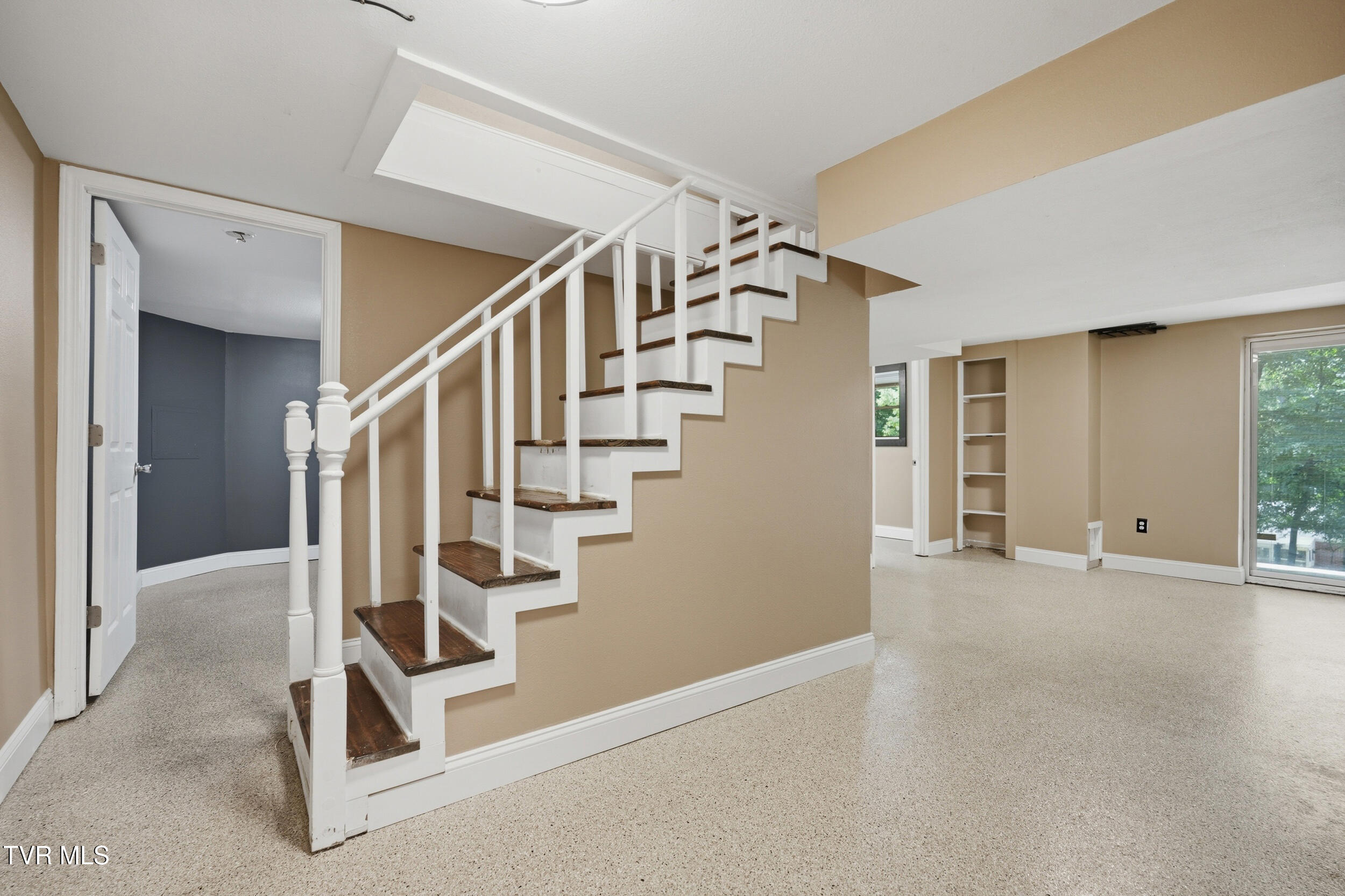 1516 Rock Rose Road