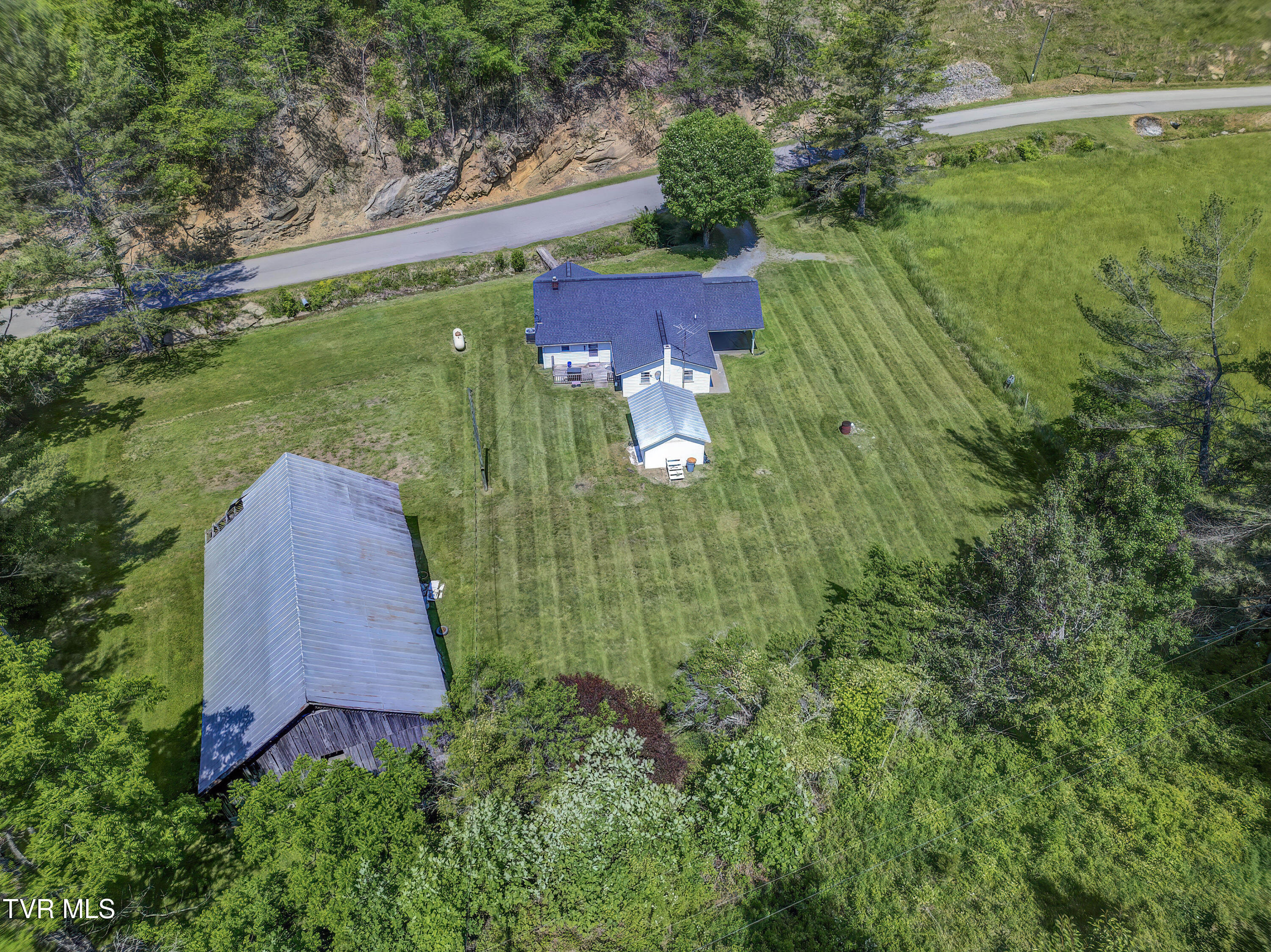 865 Shelleys Road