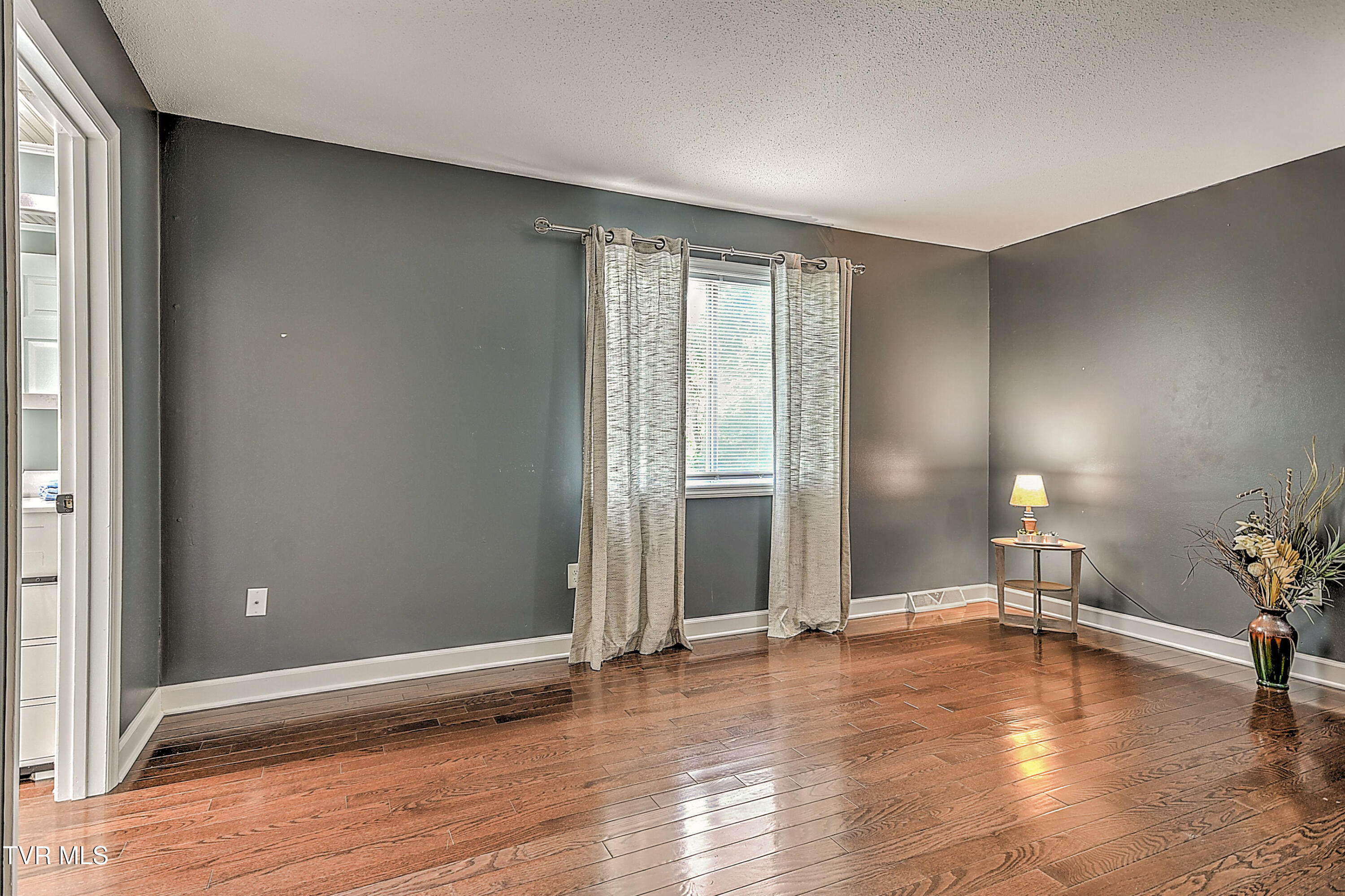 361 Belmont Drive 14
