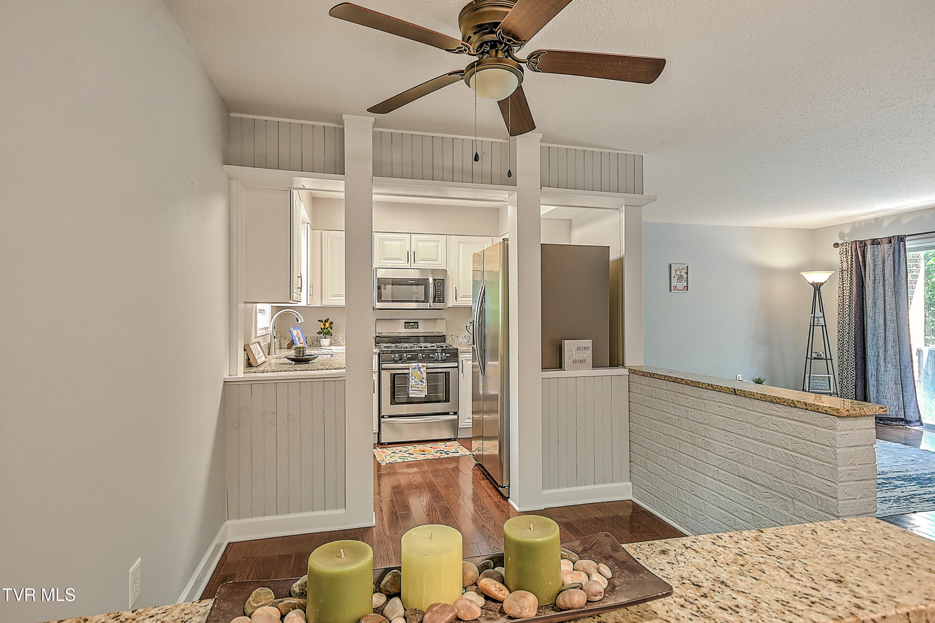 361 Belmont Drive 14