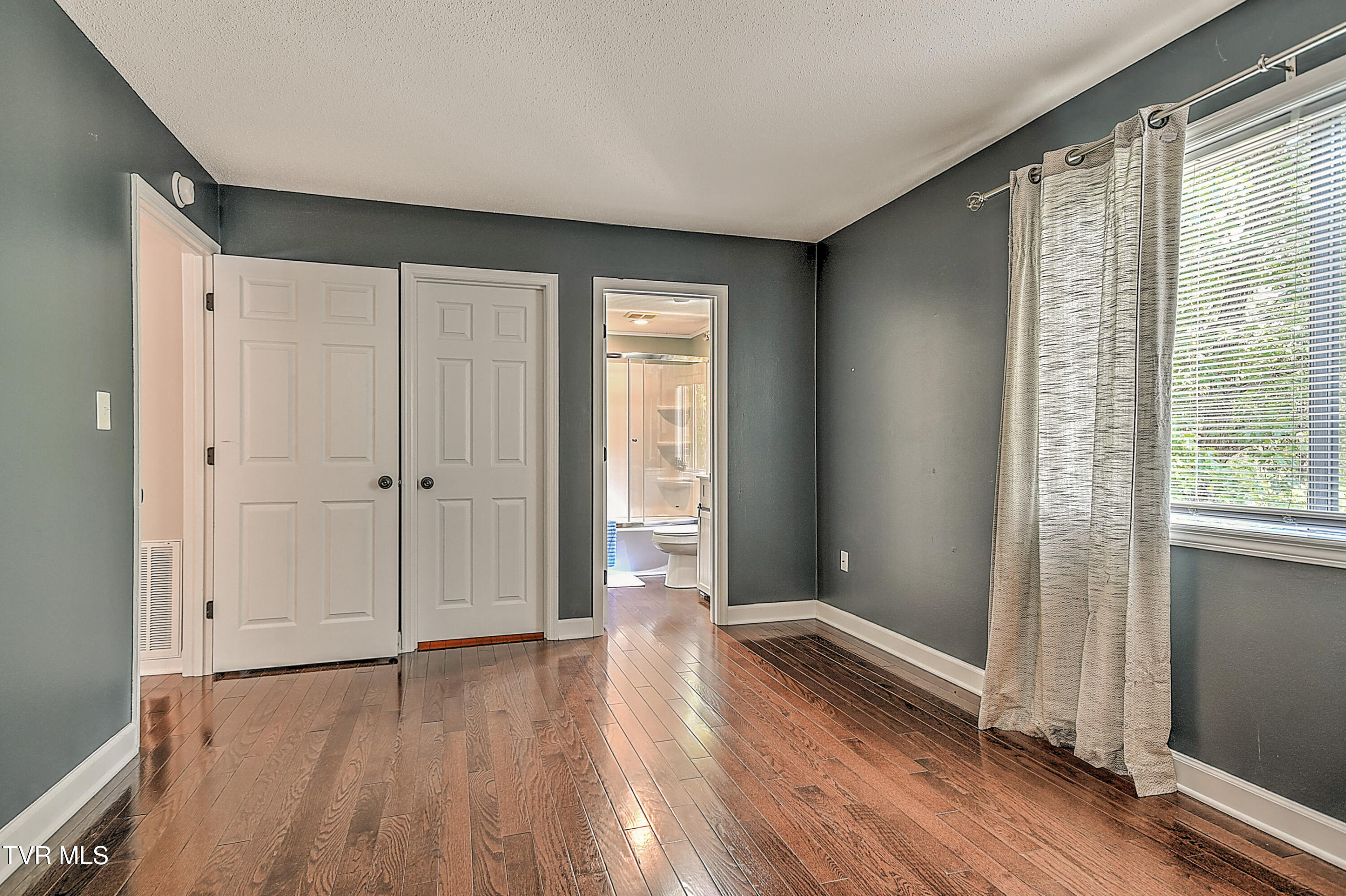 361 Belmont Drive 14