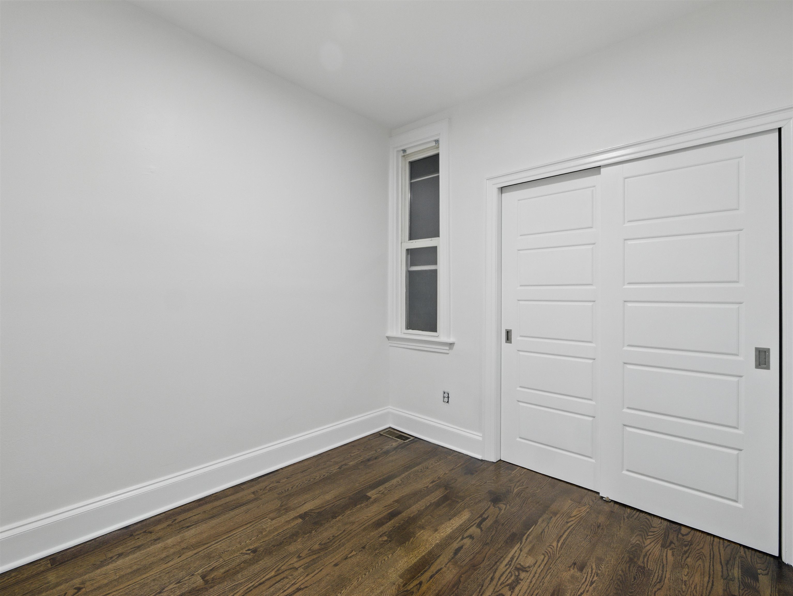 22 GRACE ST Unit: 1