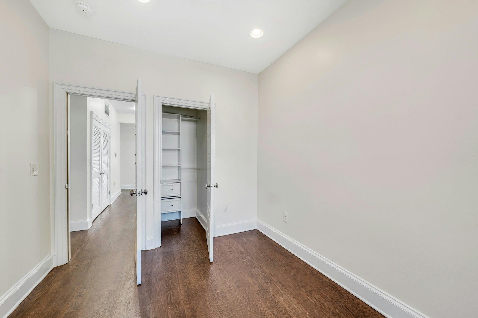 22 GRACE ST Unit: 2