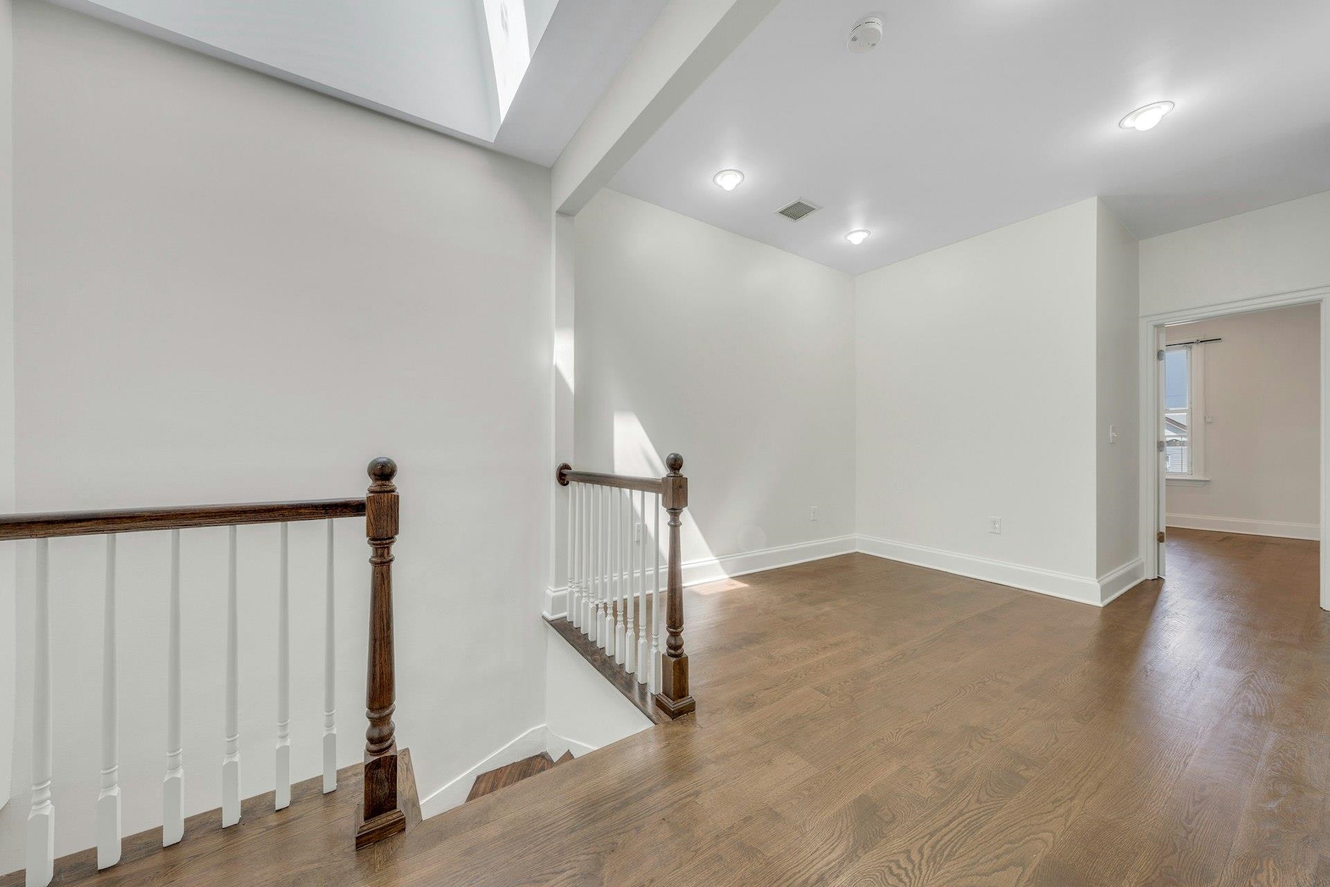 22 GRACE ST Unit: 2