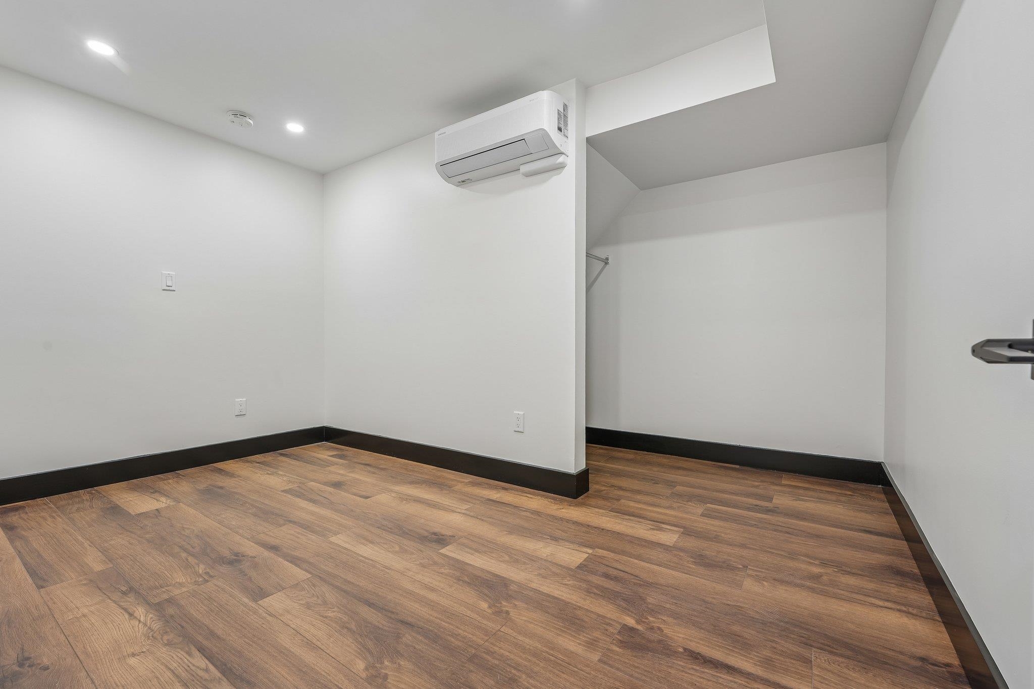 65 HACKENSACK PLANK RD Unit: 1