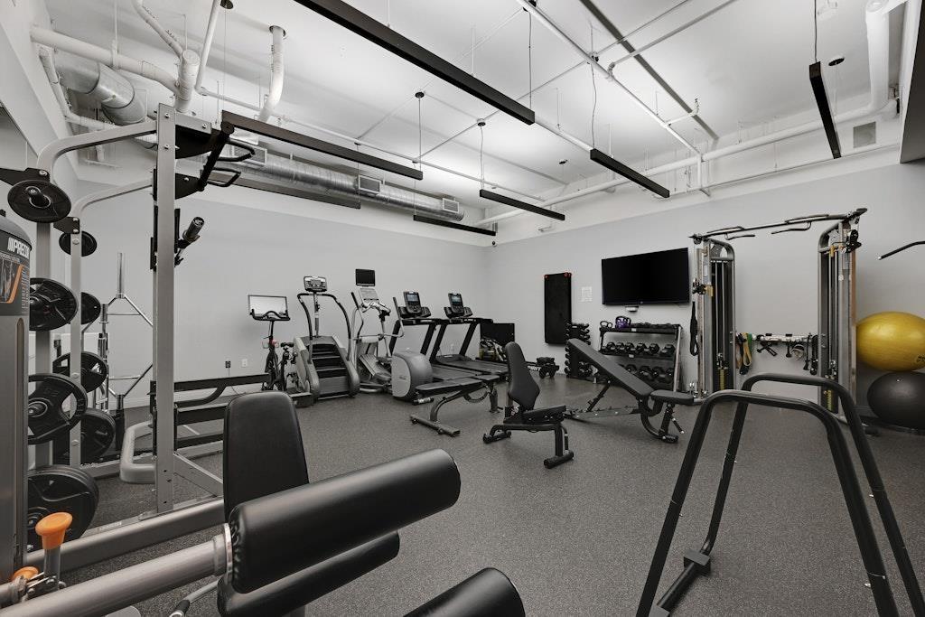 160 1ST ST Unit: 703