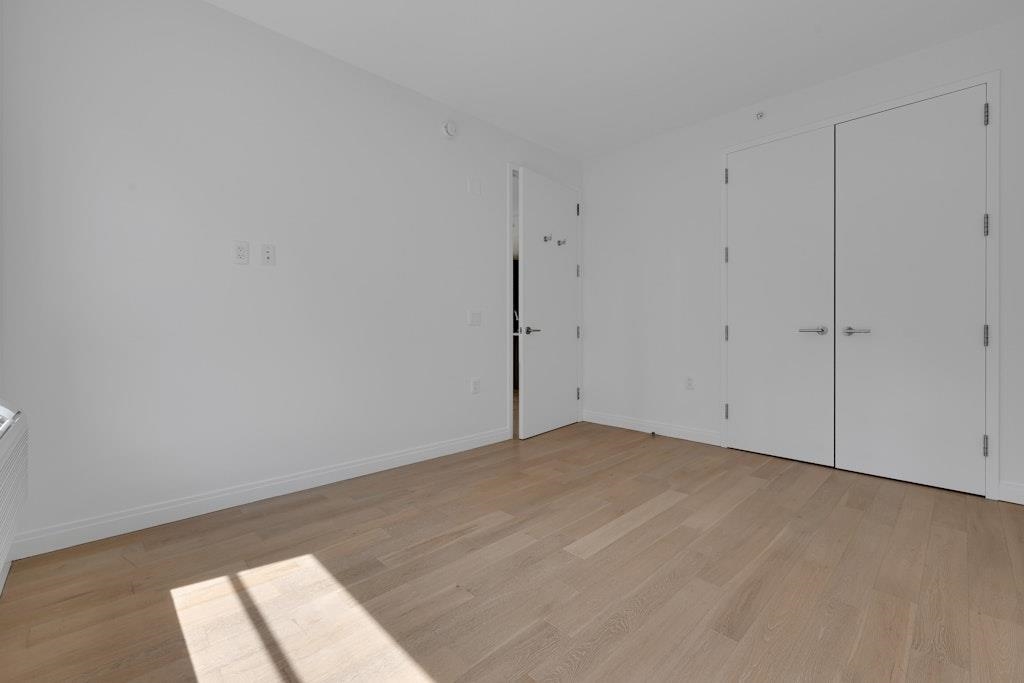 160 1ST ST Unit: 703