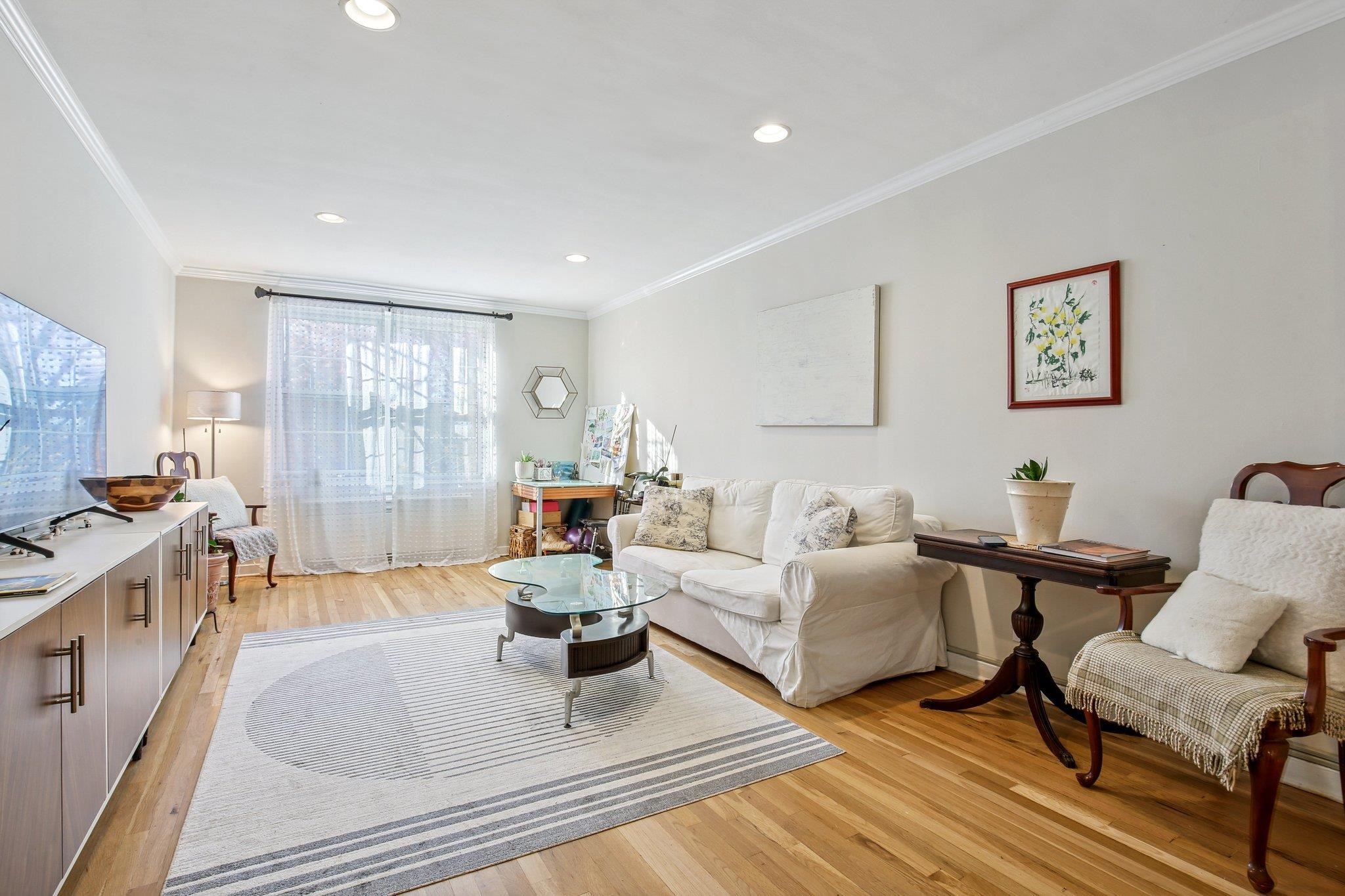 8600 BLVD EAST Unit: 5F