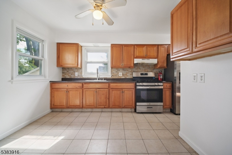 436 Dewitt Ave