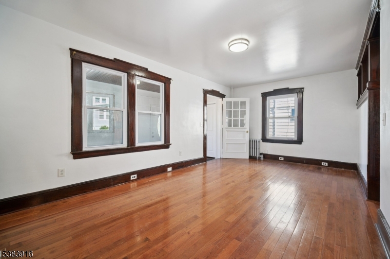 436 Dewitt Ave
