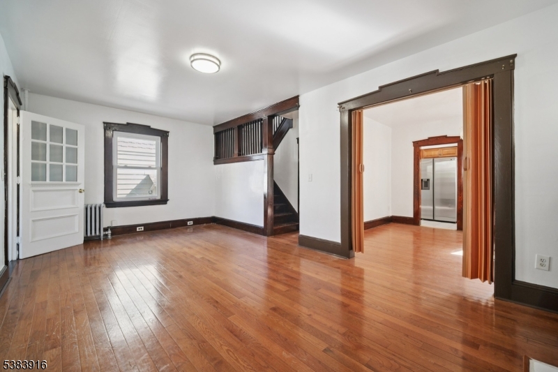 436 Dewitt Ave
