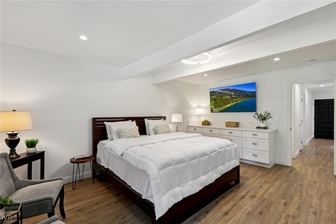 989 Tahoe Boulevard 77