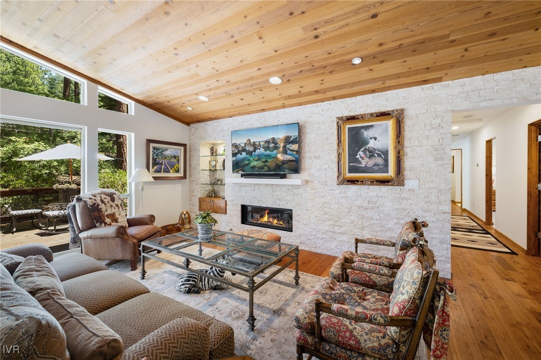 1052 Sawmill Road