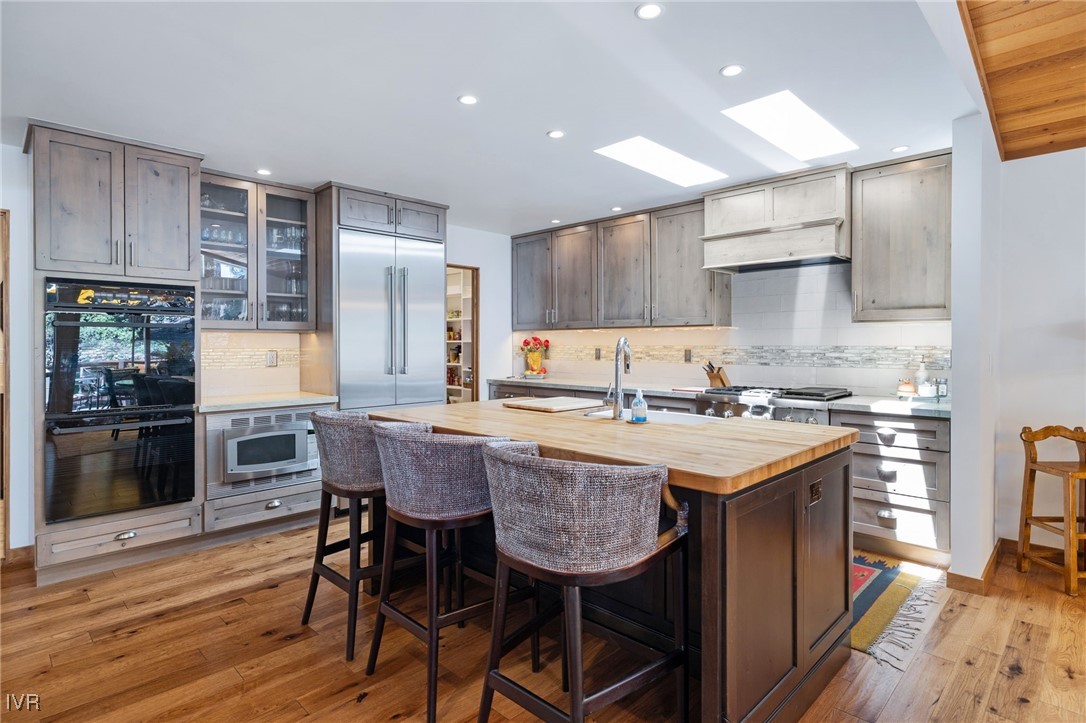 1052 Sawmill Road
