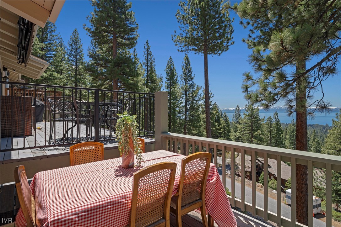 400 Fairview Boulevard 20