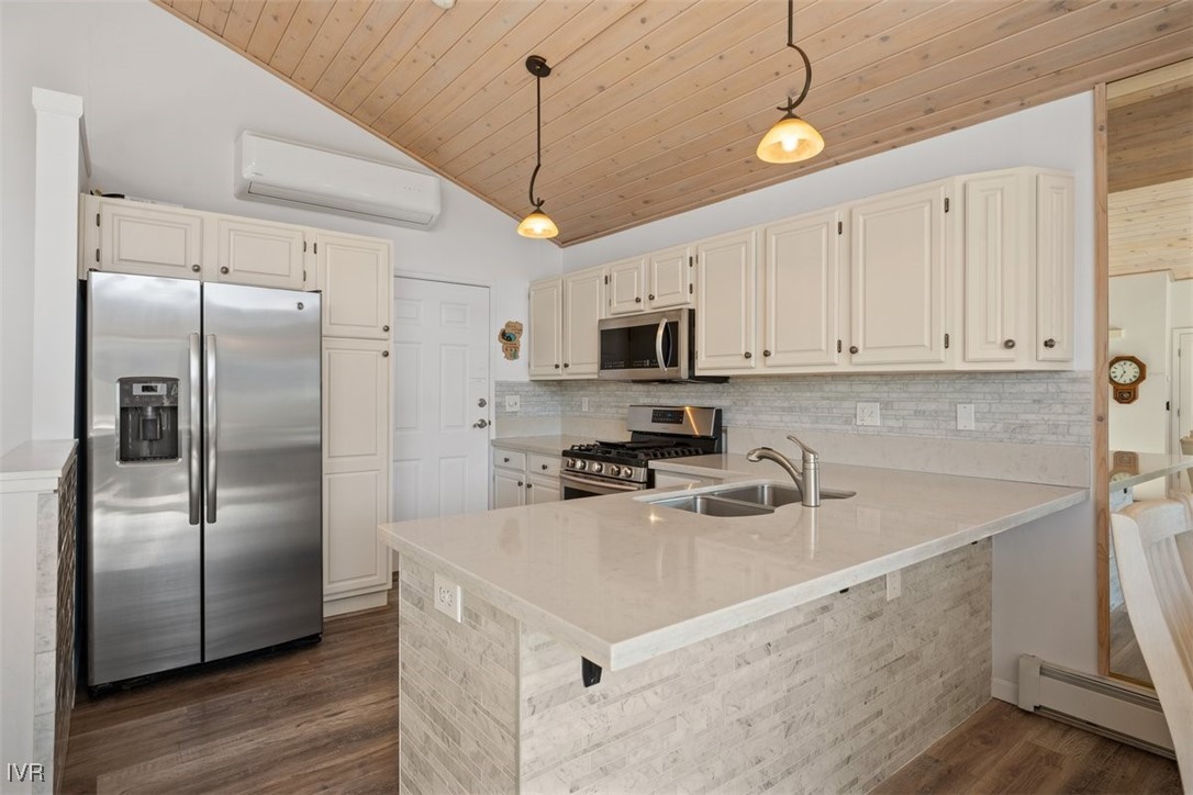 400 Fairview Boulevard 86