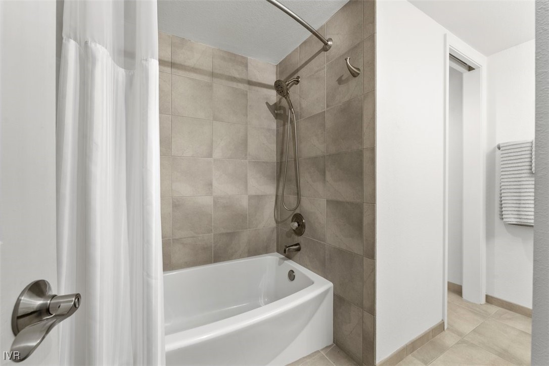 400 Fairview Boulevard 86