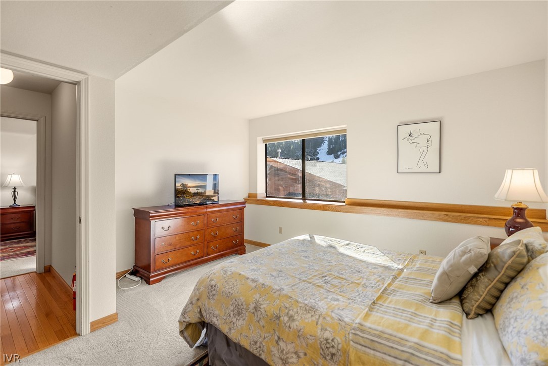 400 Fairview Boulevard 80