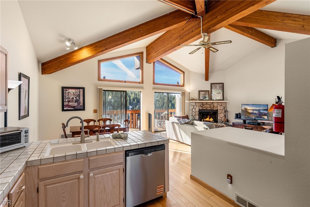 400 Fairview Boulevard 80