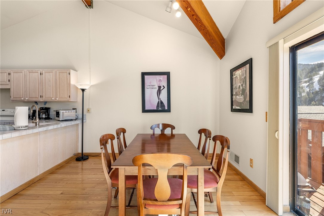 400 Fairview Boulevard 80