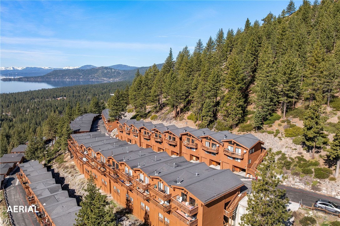 400 Fairview Boulevard 80