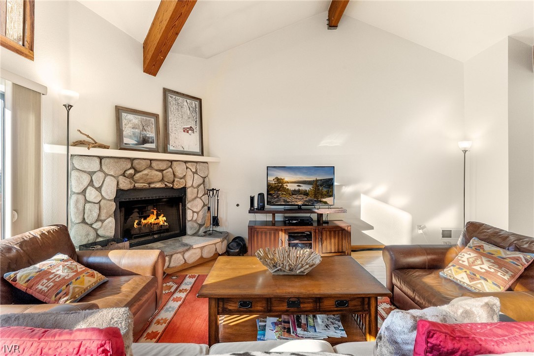 400 Fairview Boulevard 80