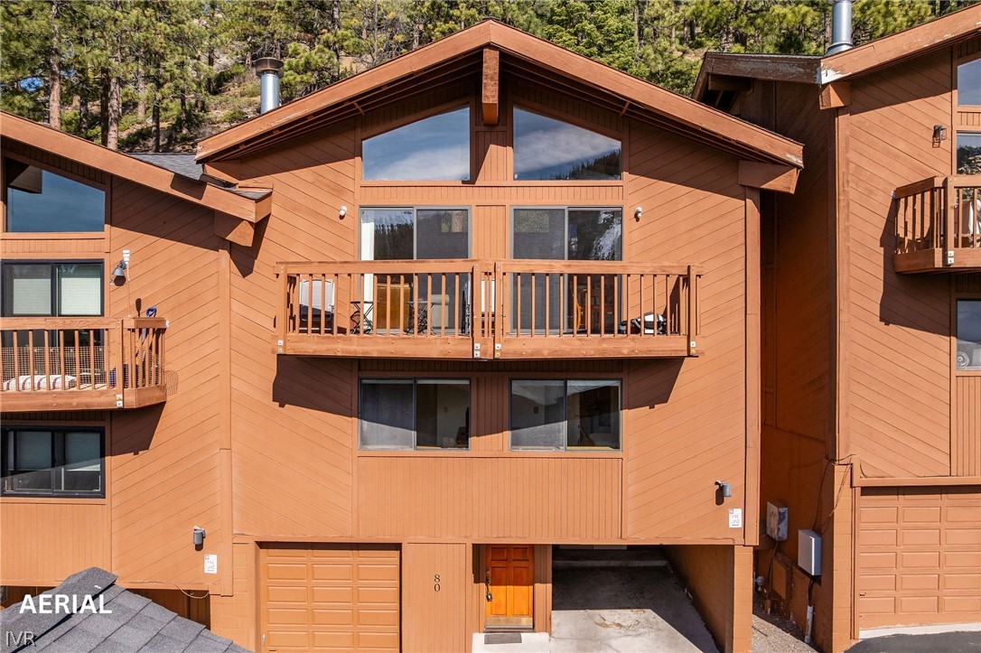 400 Fairview Boulevard 80