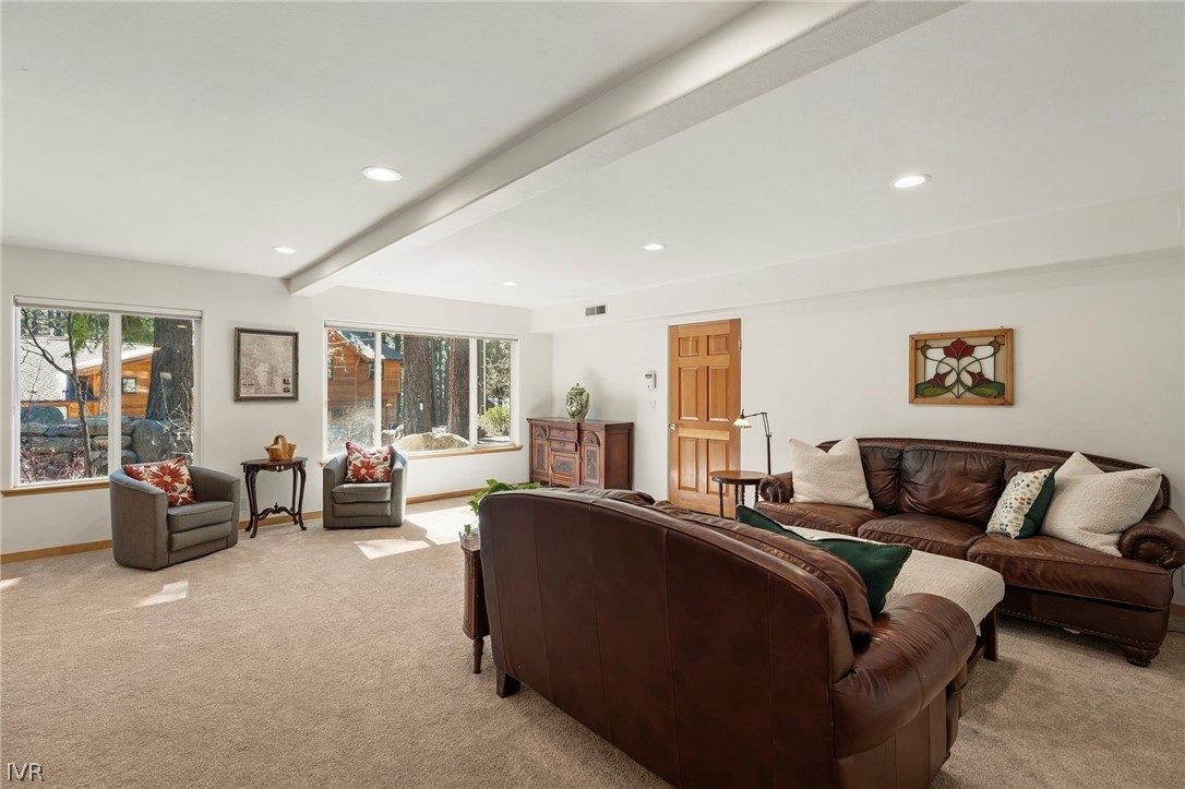 567 N Dyer Circle