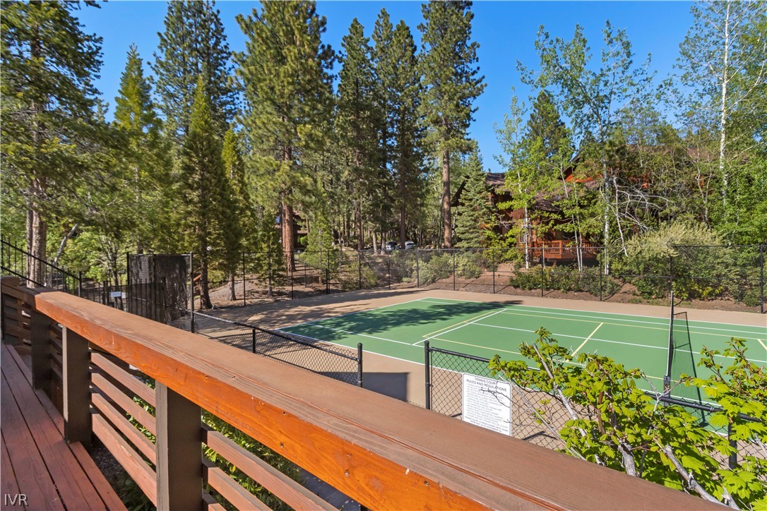 929 Northwood Boulevard 40