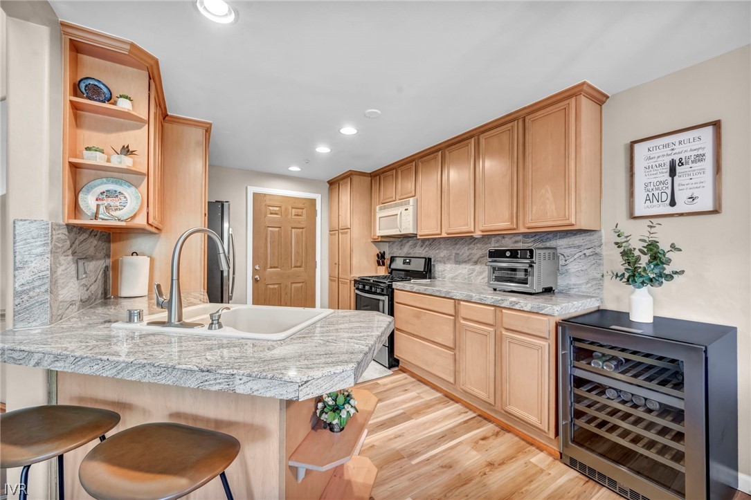 400 Fairview Boulevard 215