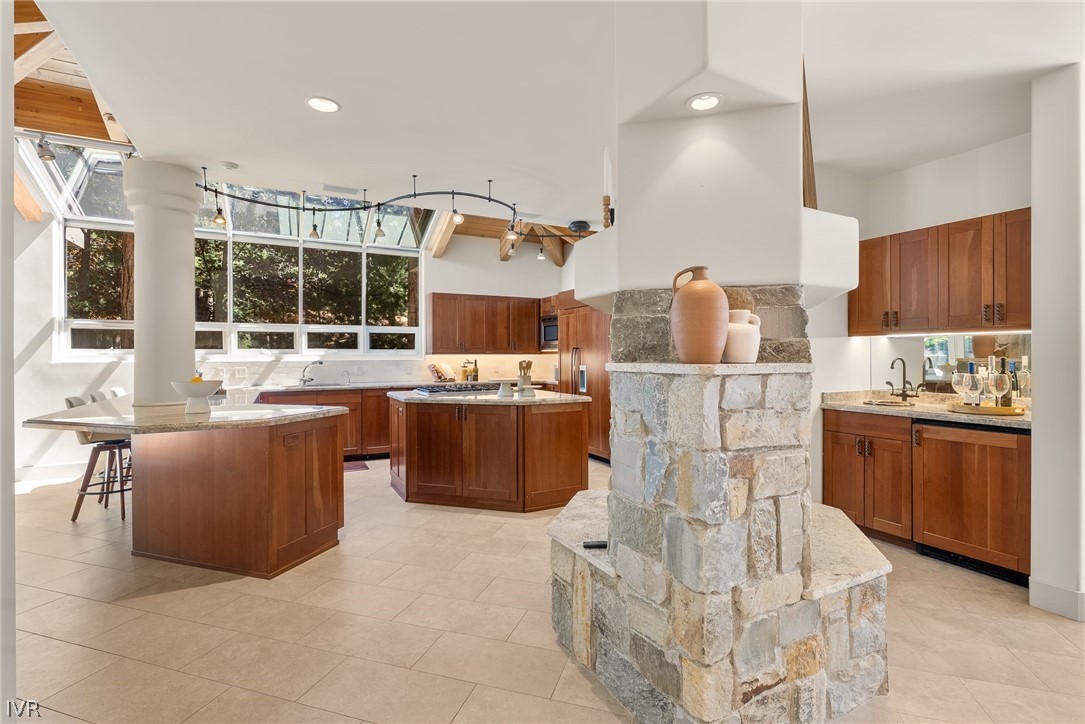 250 Estates Drive