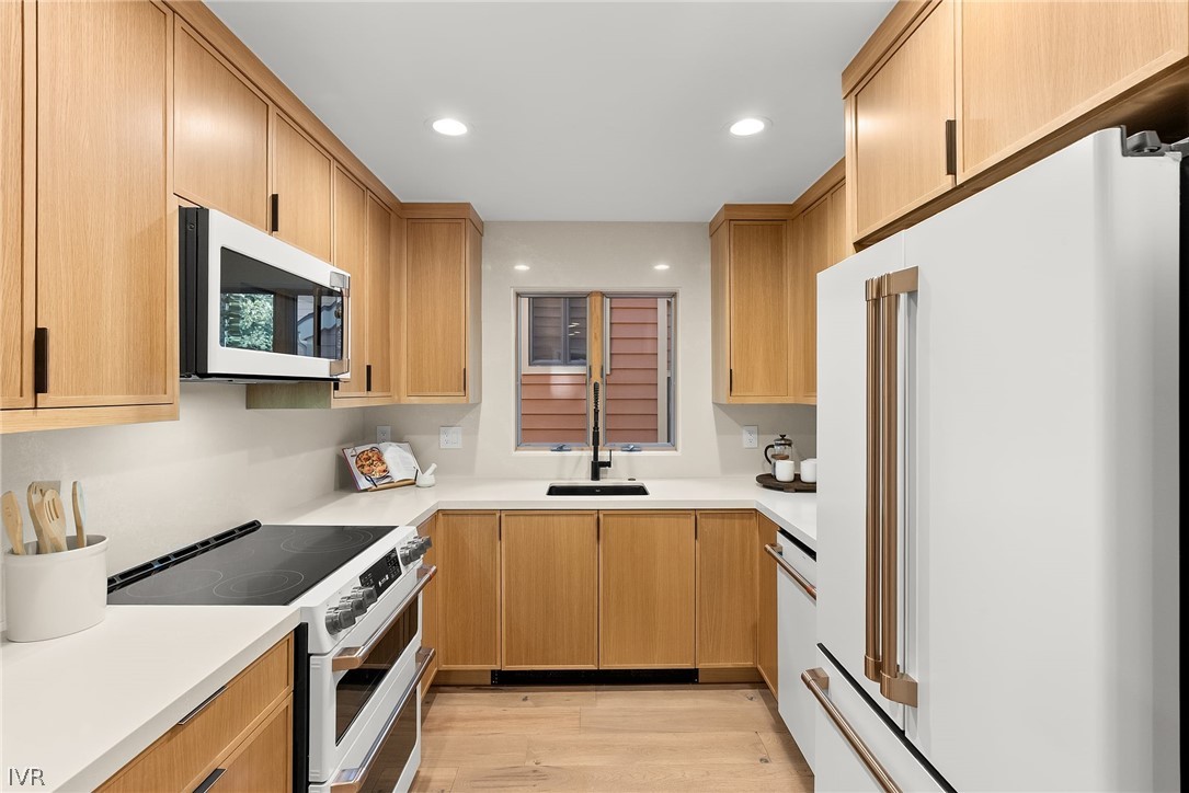 170 Village Boulevard 4