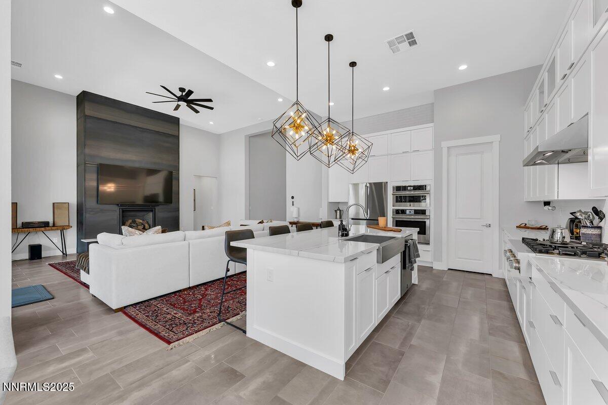 6119 S Pleasant Oak Trail