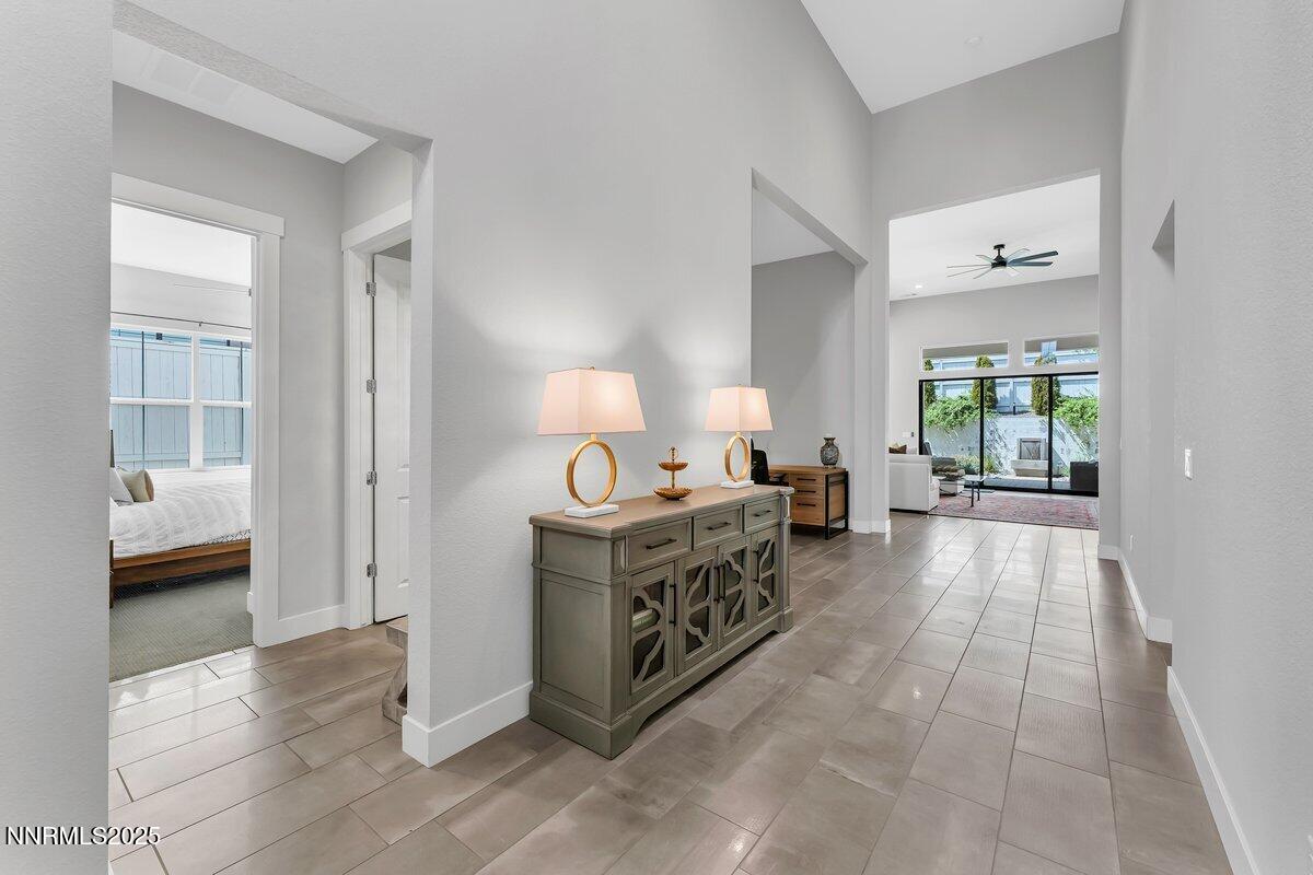 6119 S Pleasant Oak Trail