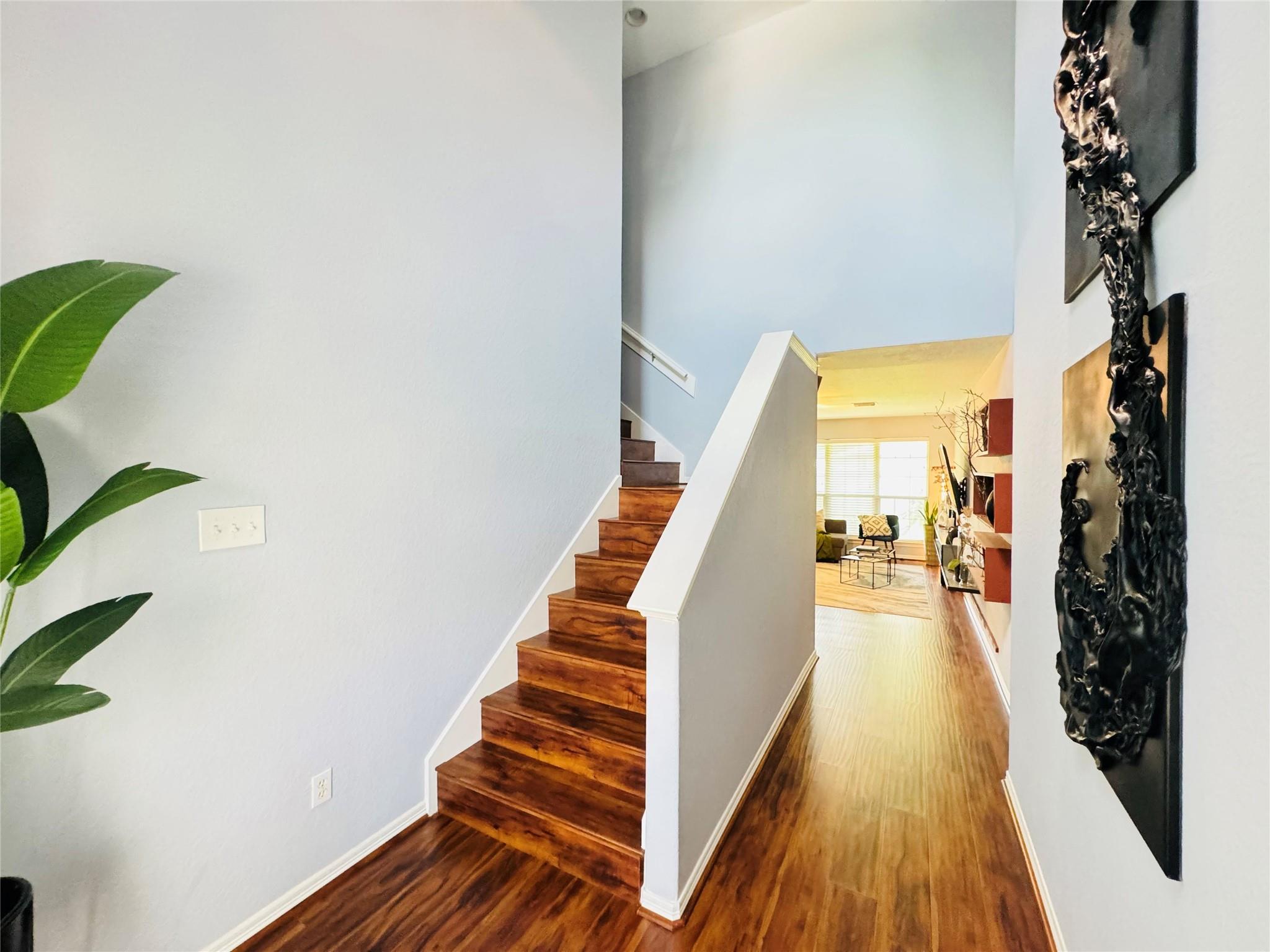 11927 W Vita Circle