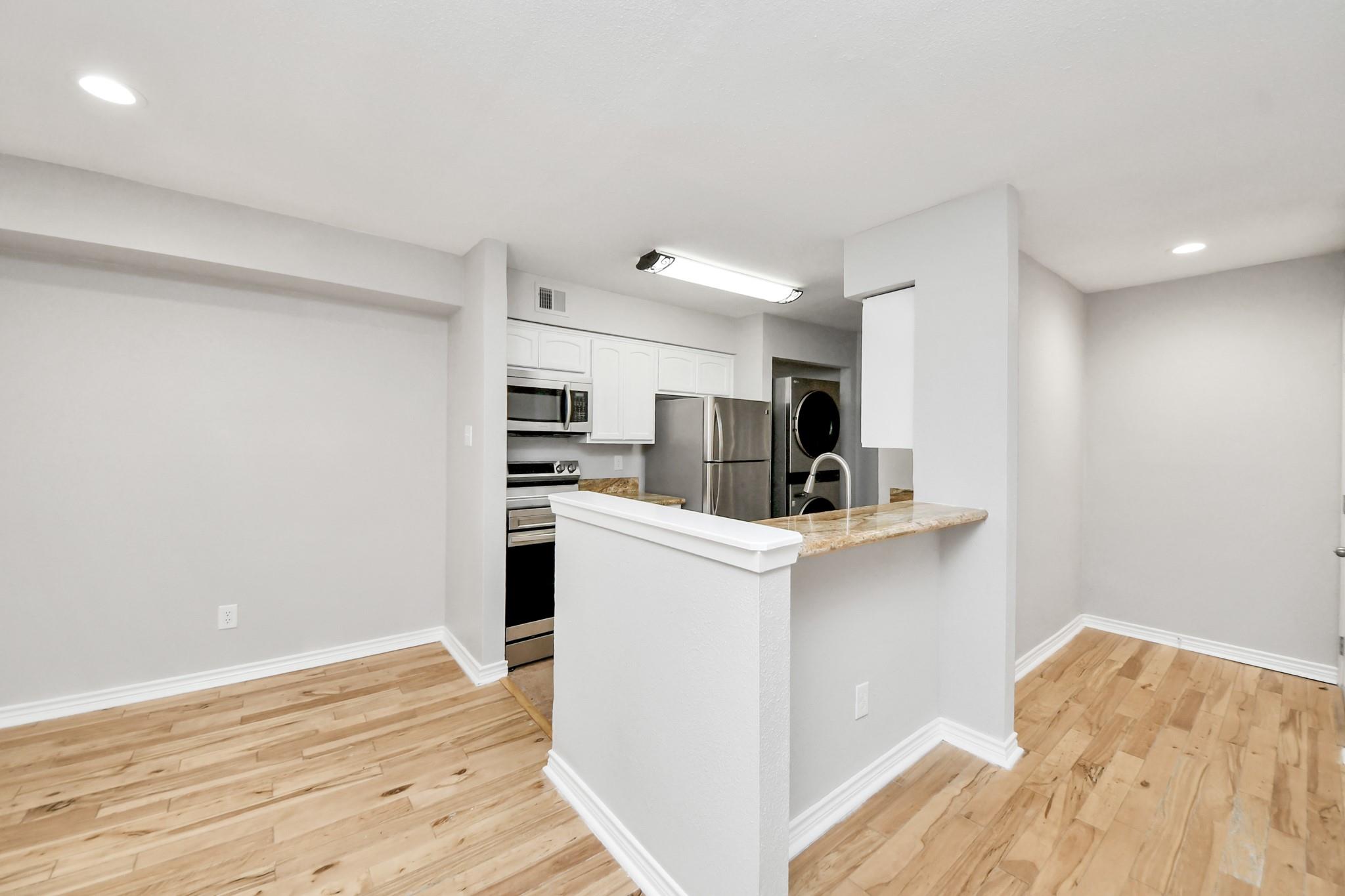 1818 Augusta Drive # 8