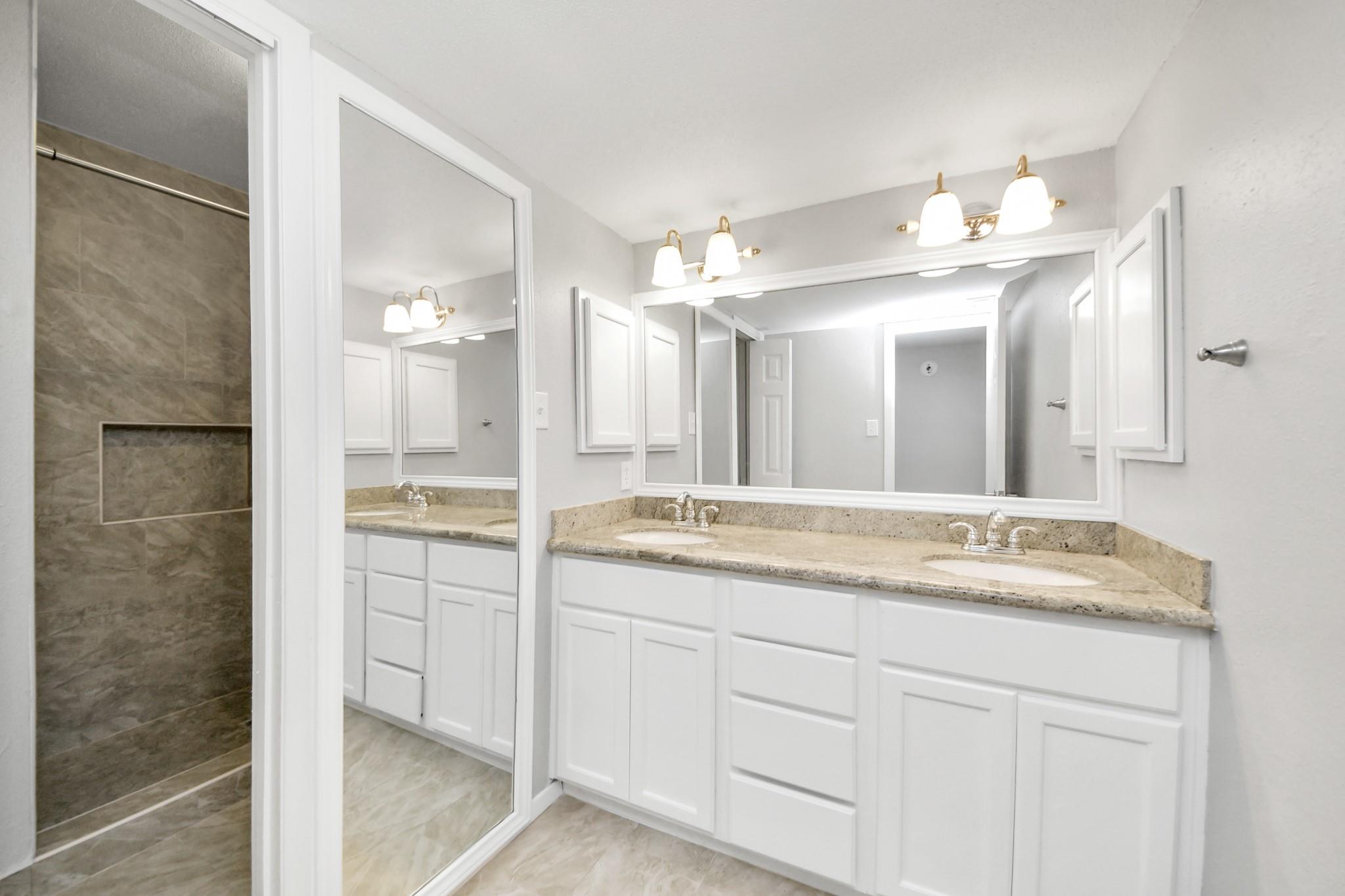 1818 Augusta Drive # 8