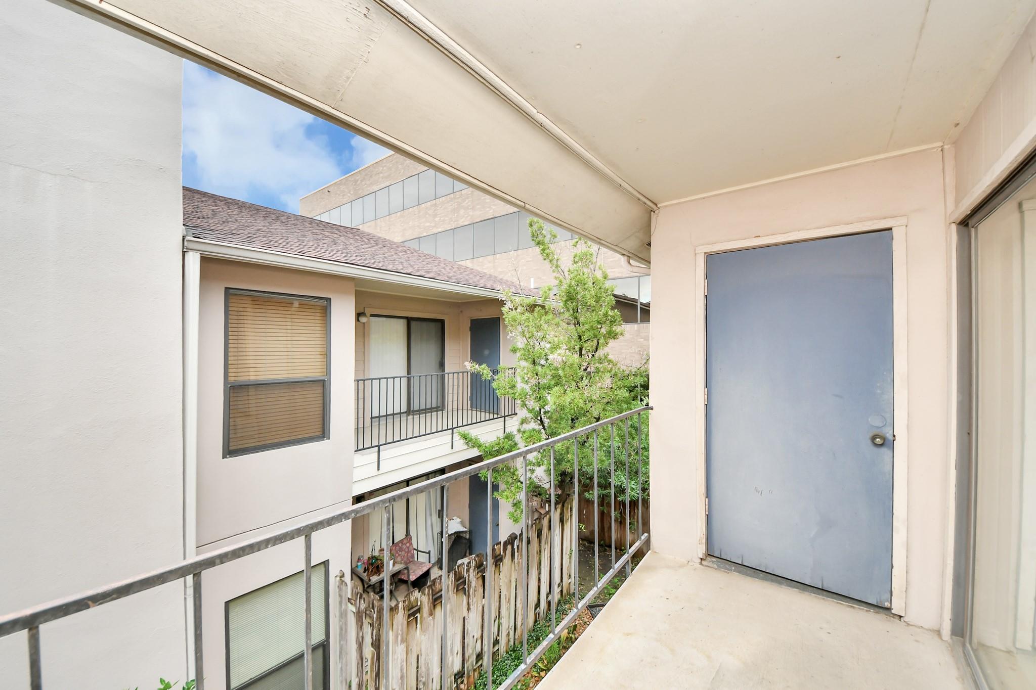 1818 Augusta Drive # 8