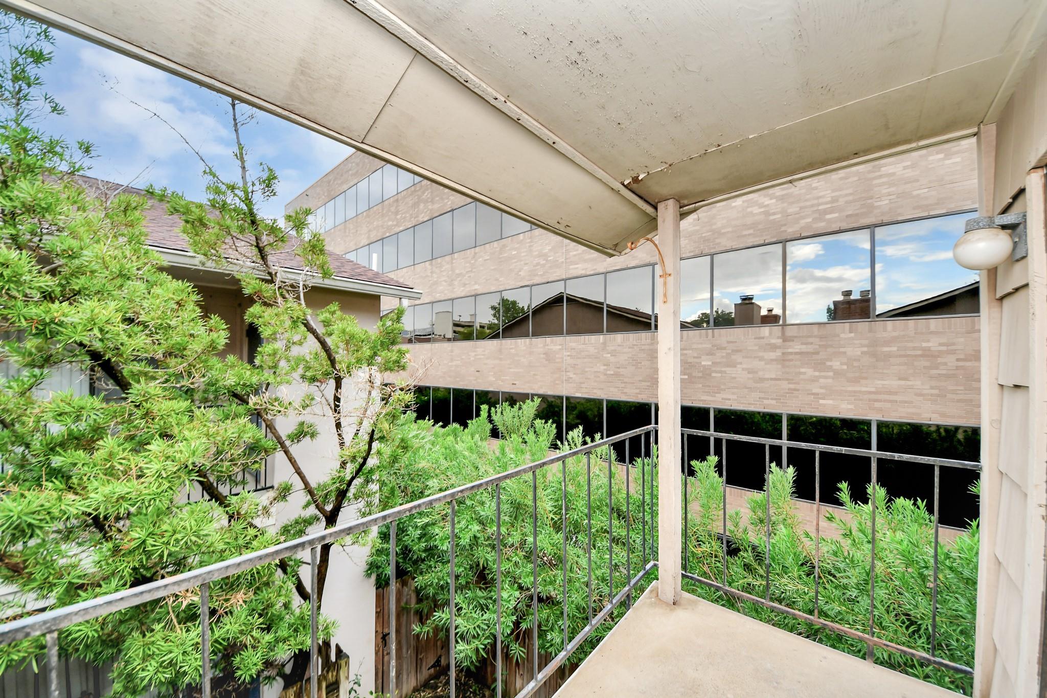 1818 Augusta Drive # 8