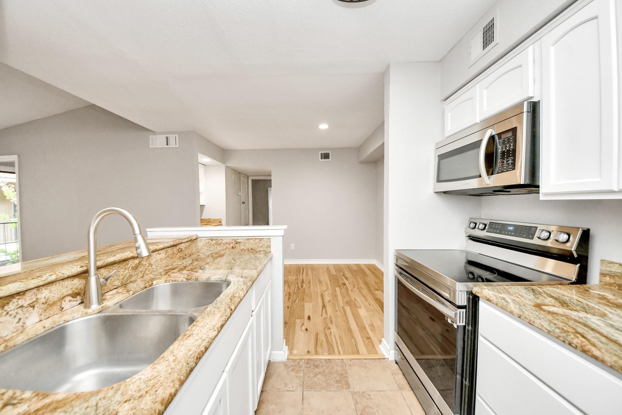 1818 Augusta Drive # 8