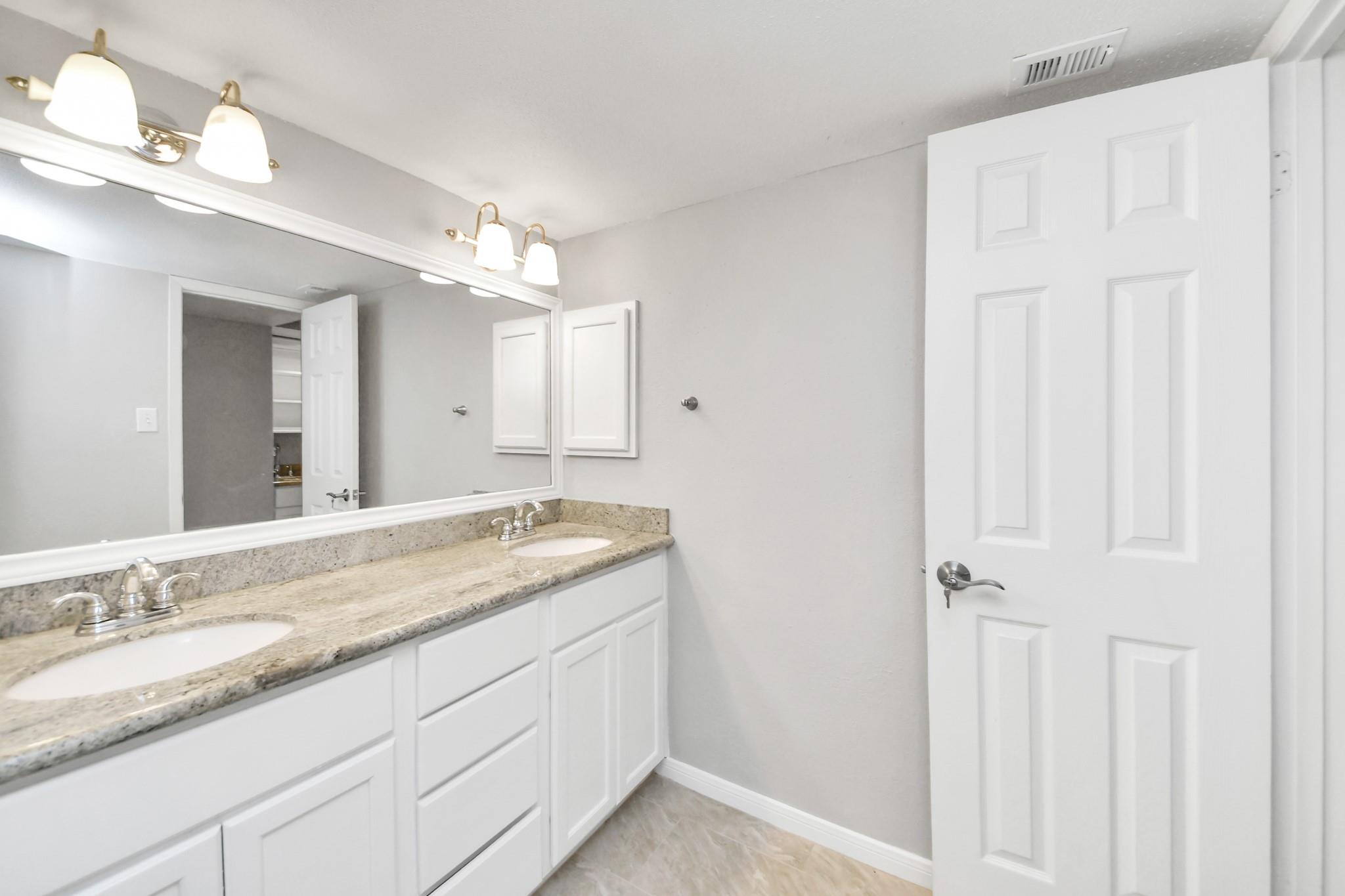 1818 Augusta Drive # 8