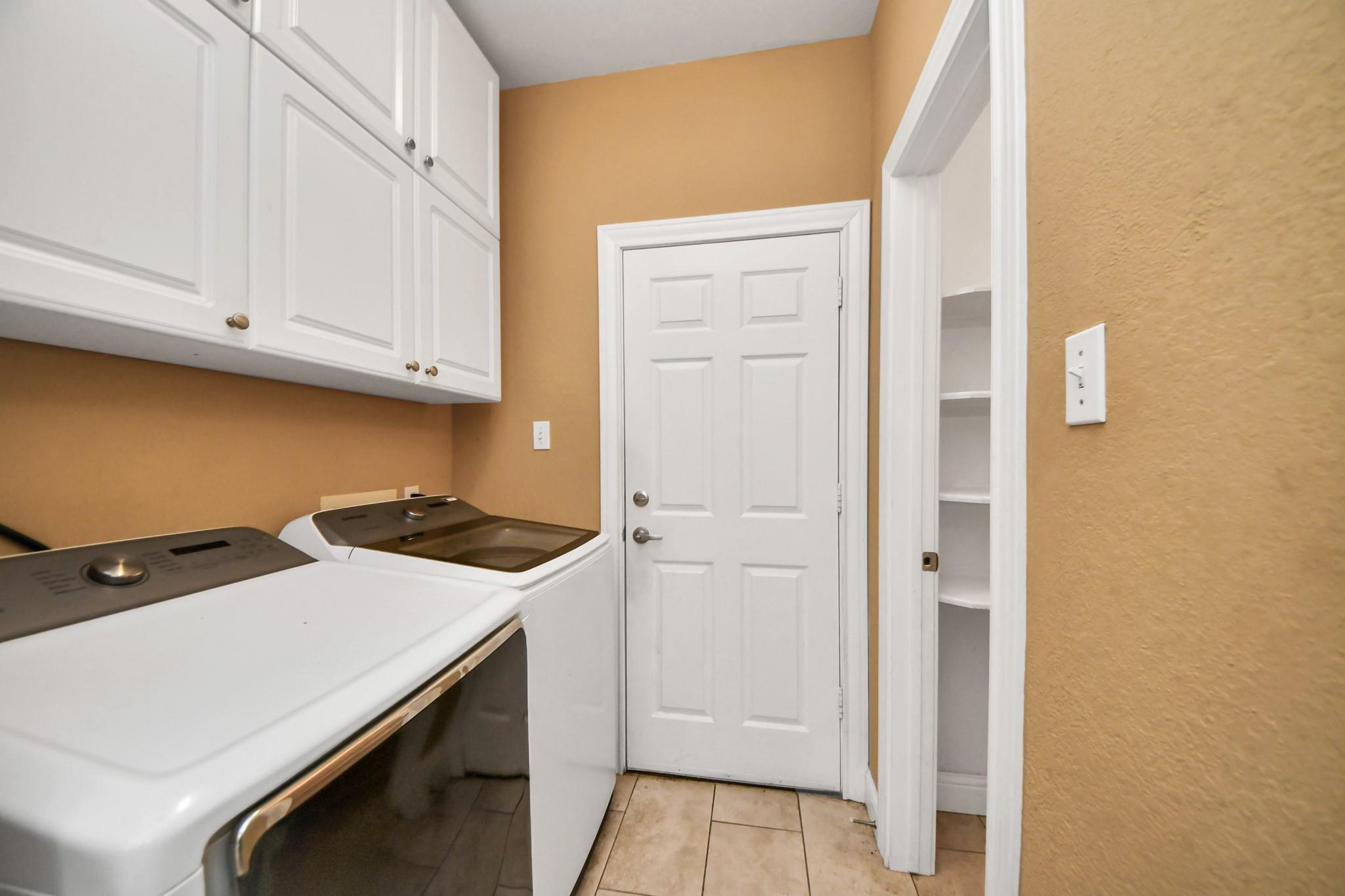 5211 Windcrest Court