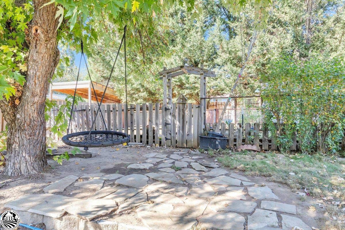 21692 Bellview Creek