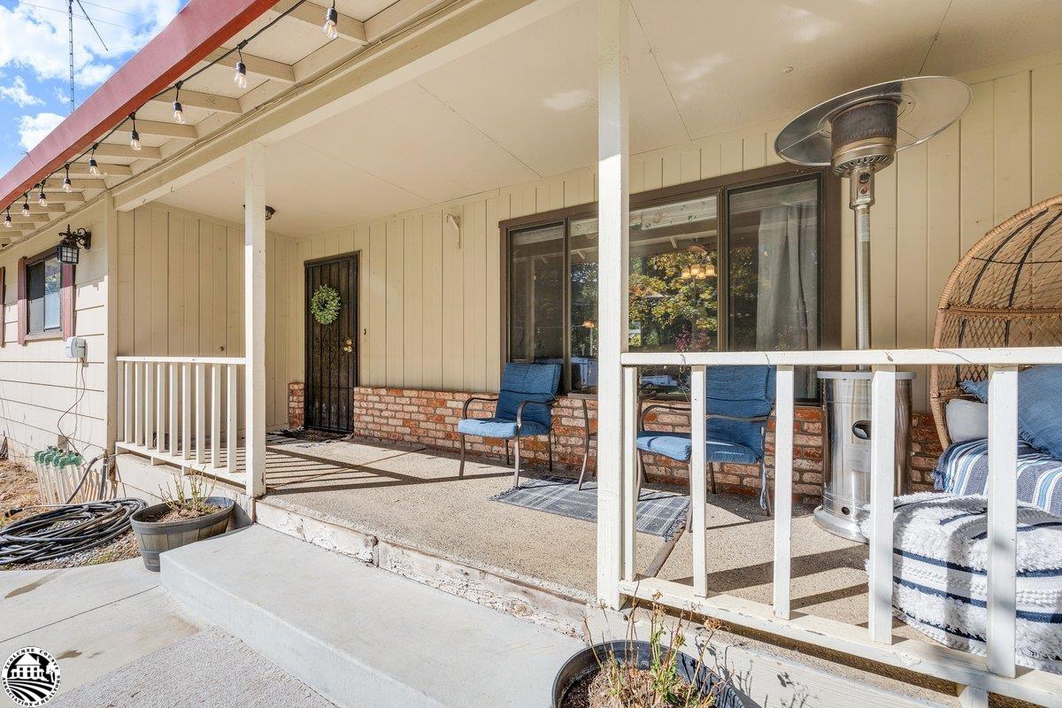 21692 Bellview Creek