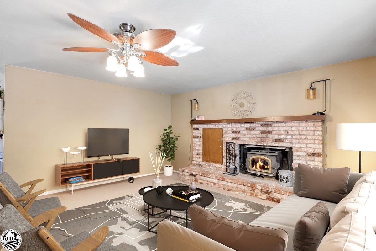21692 Bellview Creek