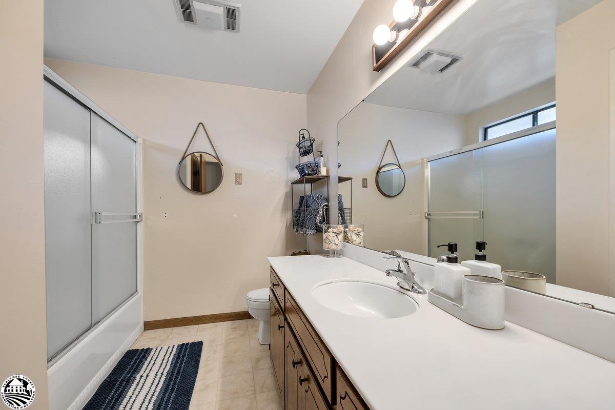 21692 Bellview Creek