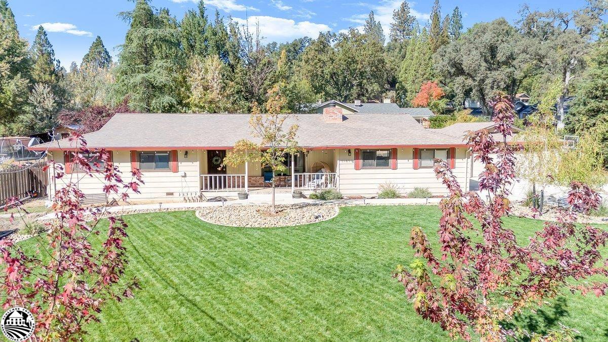 21692 Bellview Creek
