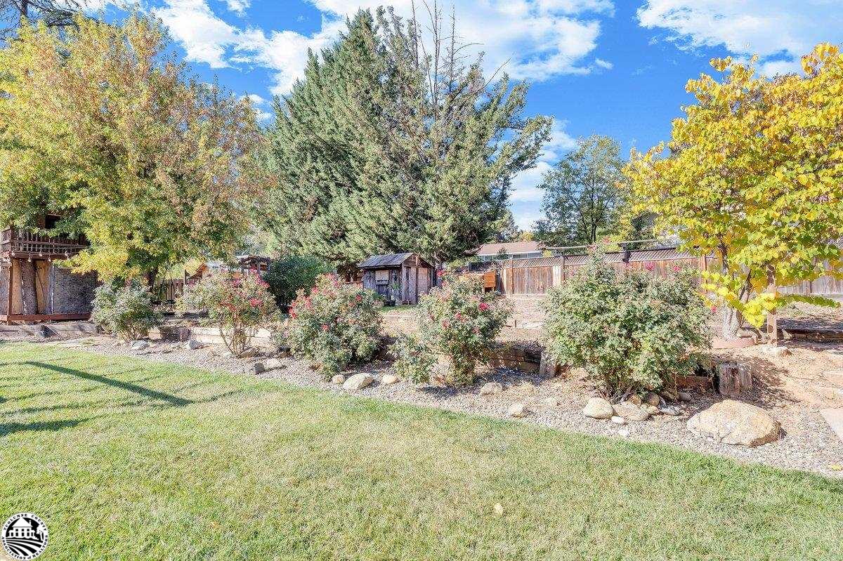 21692 Bellview Creek